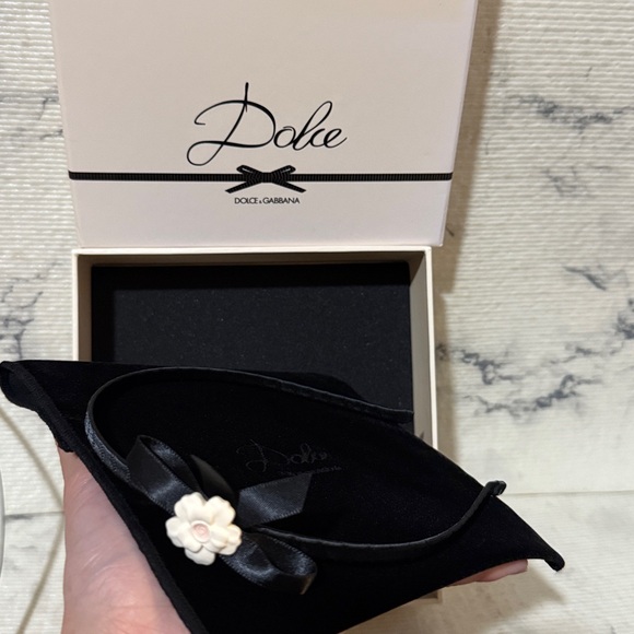 Dolce & Gabbana Beauty Flower Ribbon Headband With Box & Dustbag - Picture 5 of 9